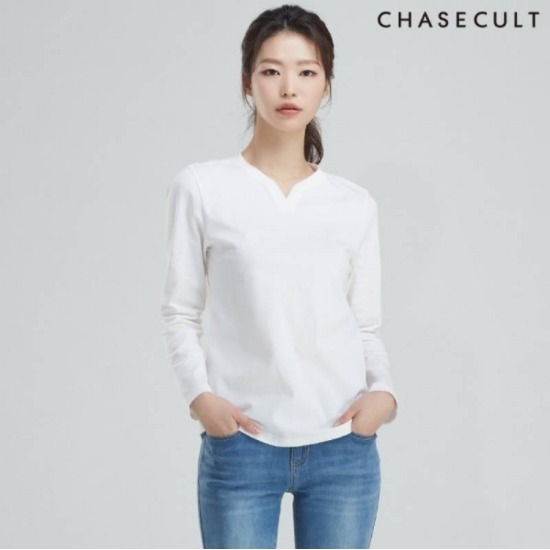 패션플러스 - 체이스컬트 20SS 여성 트임넥 티셔츠 KAZG5107B01 블루키 패션플러스