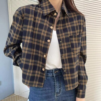 [패션플러스][잇백잇슈]데일리 루즈핏 크롭 체크 셔츠 캐주얼룩 간절기 여성(562721_68CCE5D938389)