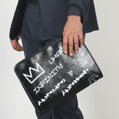 [패션플러스][셀럽하우스]낙서 VEDSDKFL 포인트 크러치백 일수가방 남자 손가방 맨즈백(583093_n714_25_1_W9DB3BB)