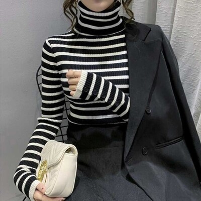 [패션플러스][알티피아]여자 겨울 직장인 출근 룩 스트라이프 목 폴라 니트 (WF2DB09)(673483_6309605)