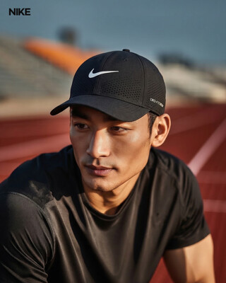 [패션플러스][나이키]나이키 드라이핏 ADV  클럽스트럭쳐 러닝 모자 등산 볼캡 FB5636-010(691971_FB5636-010)