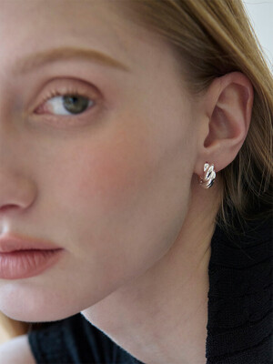 [패션플러스][아티카로우]Intertwine Earrings EBS045(735688_EBS045)
