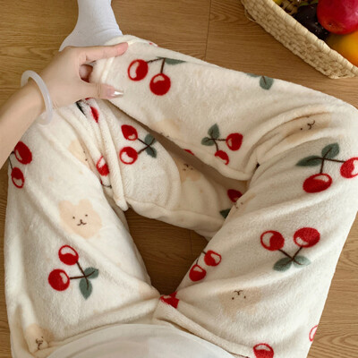 [패션플러스][홀리지]오피바 상큼한 체리패턴 겨울 수면바지 잠옷 홈웨어(99712_24_UD_022_1)